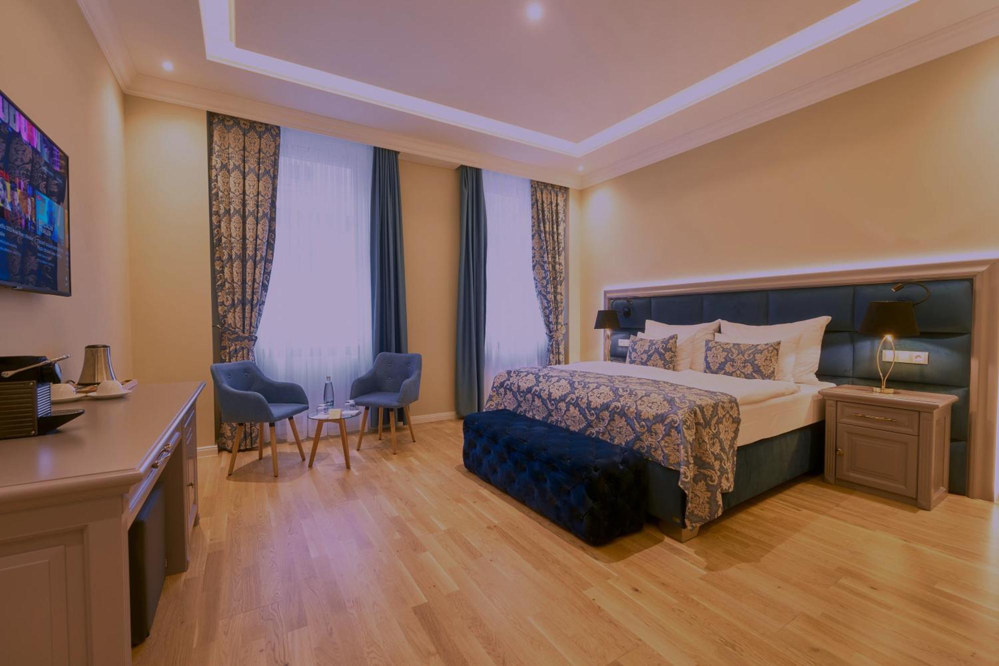Golden Key Boutique Hotel Κάρλοβι Βάρι Εξωτερικό φωτογραφία