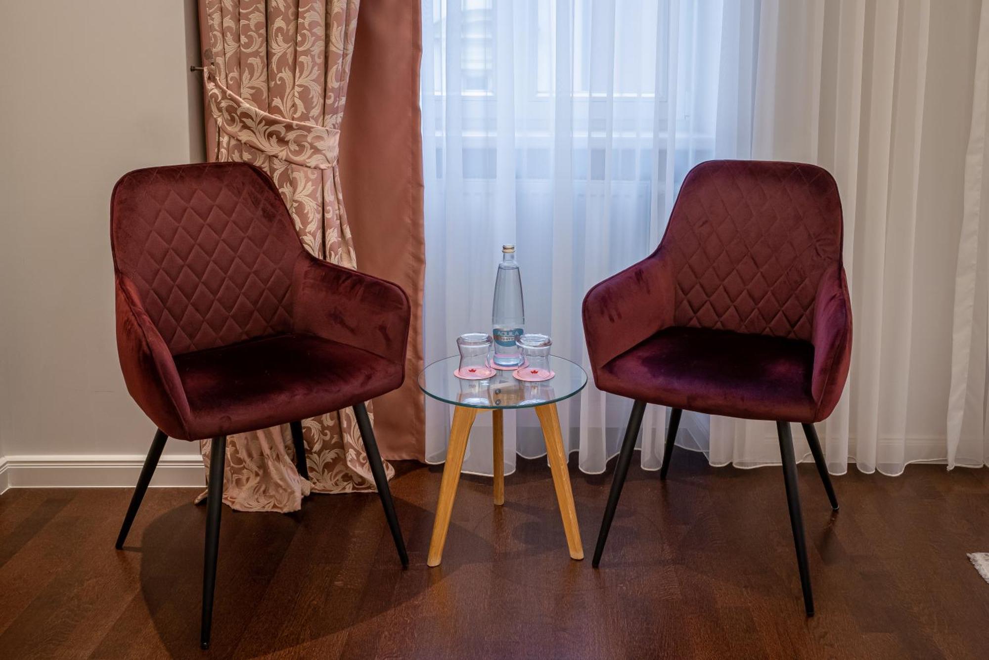 Golden Key Boutique Hotel Κάρλοβι Βάρι Εξωτερικό φωτογραφία